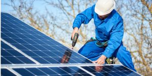 Installation Maintenance Panneaux Solaires Photovoltaïques à La Neuville-en-Tourne-à-Fuy